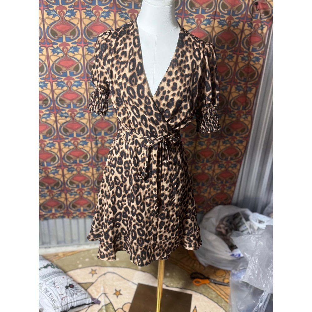 Leopard Print Mini Dress V-Neck Short Sleeve Tie Waist Casual Size S